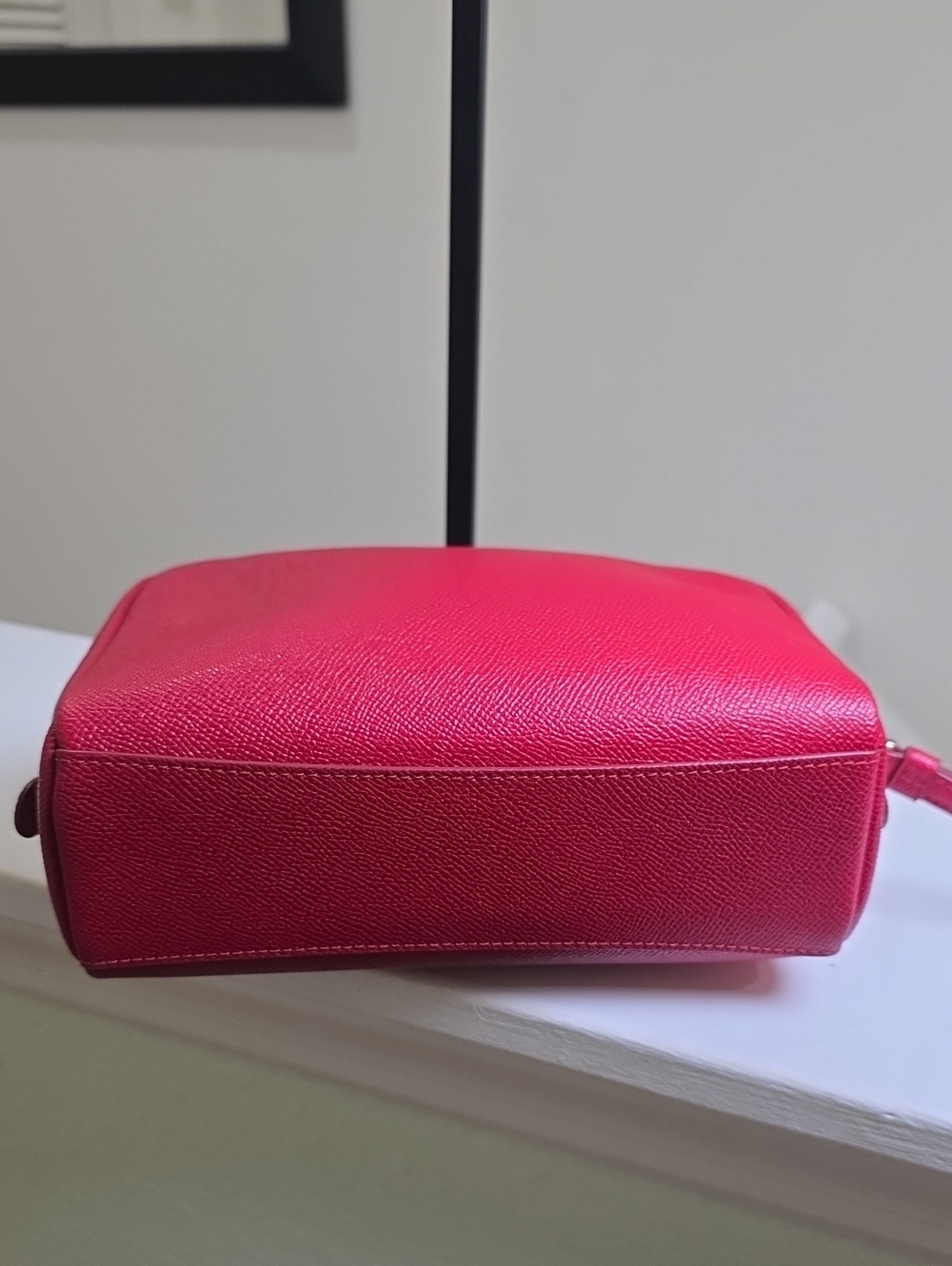 COACH F24797 True Red Crossgrain Leather Boxy Cosmetic Wristlet/Case EUC - Picture 8 of 15